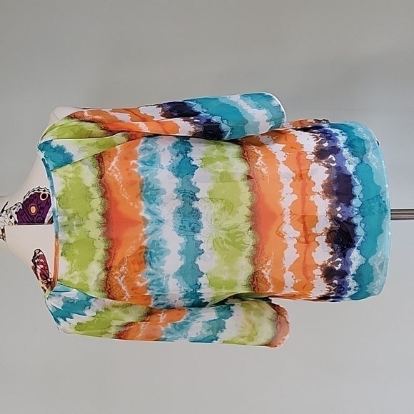 A. BYER colorful tie dye type top with cut out sleeves.  Size is Large. - Picture 3 of 8